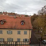 Triple In A Historic Half-timbered House Daire *