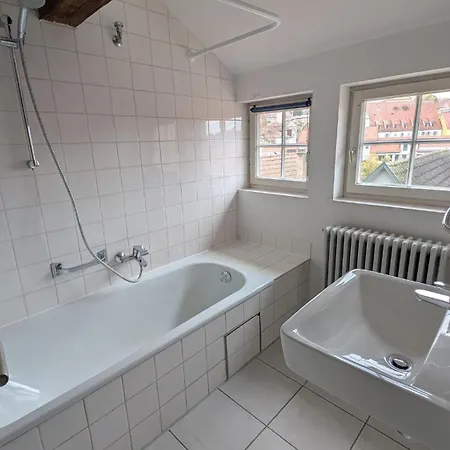 Daire Triple In A Historic Half-timbered House