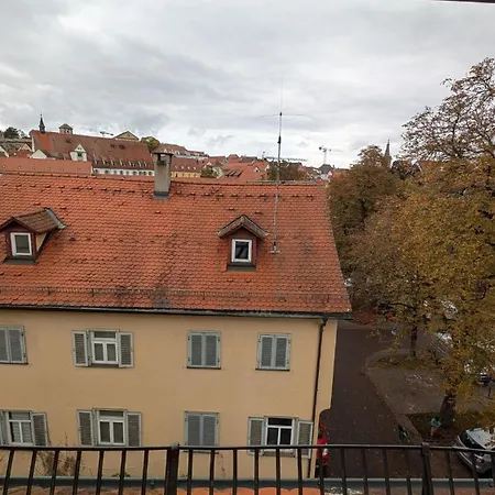 Triple In A Historic Half-timbered House Apartment *